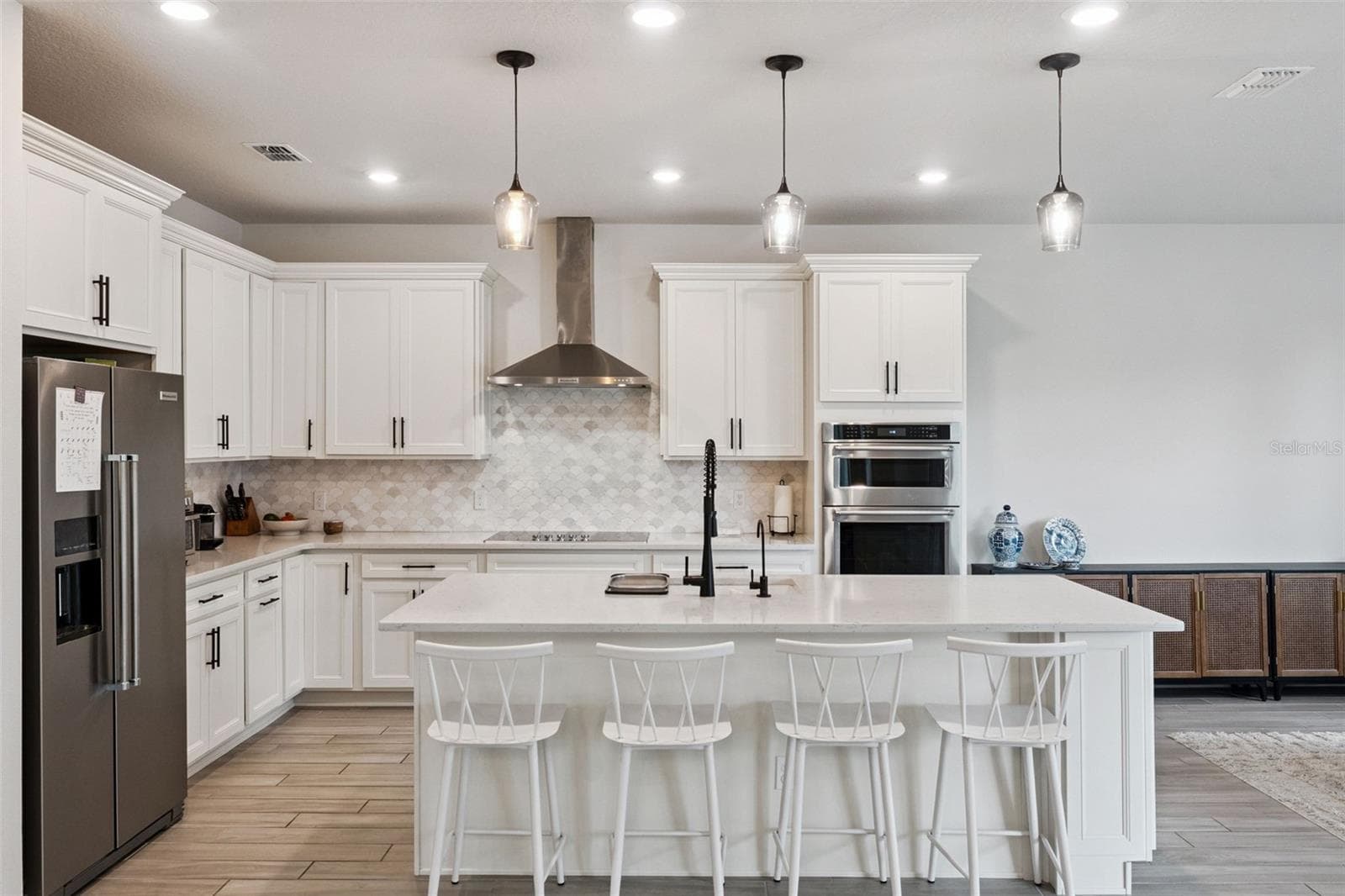 Kitchen - 5664 OAK KNOLL DR, ST CLOUD