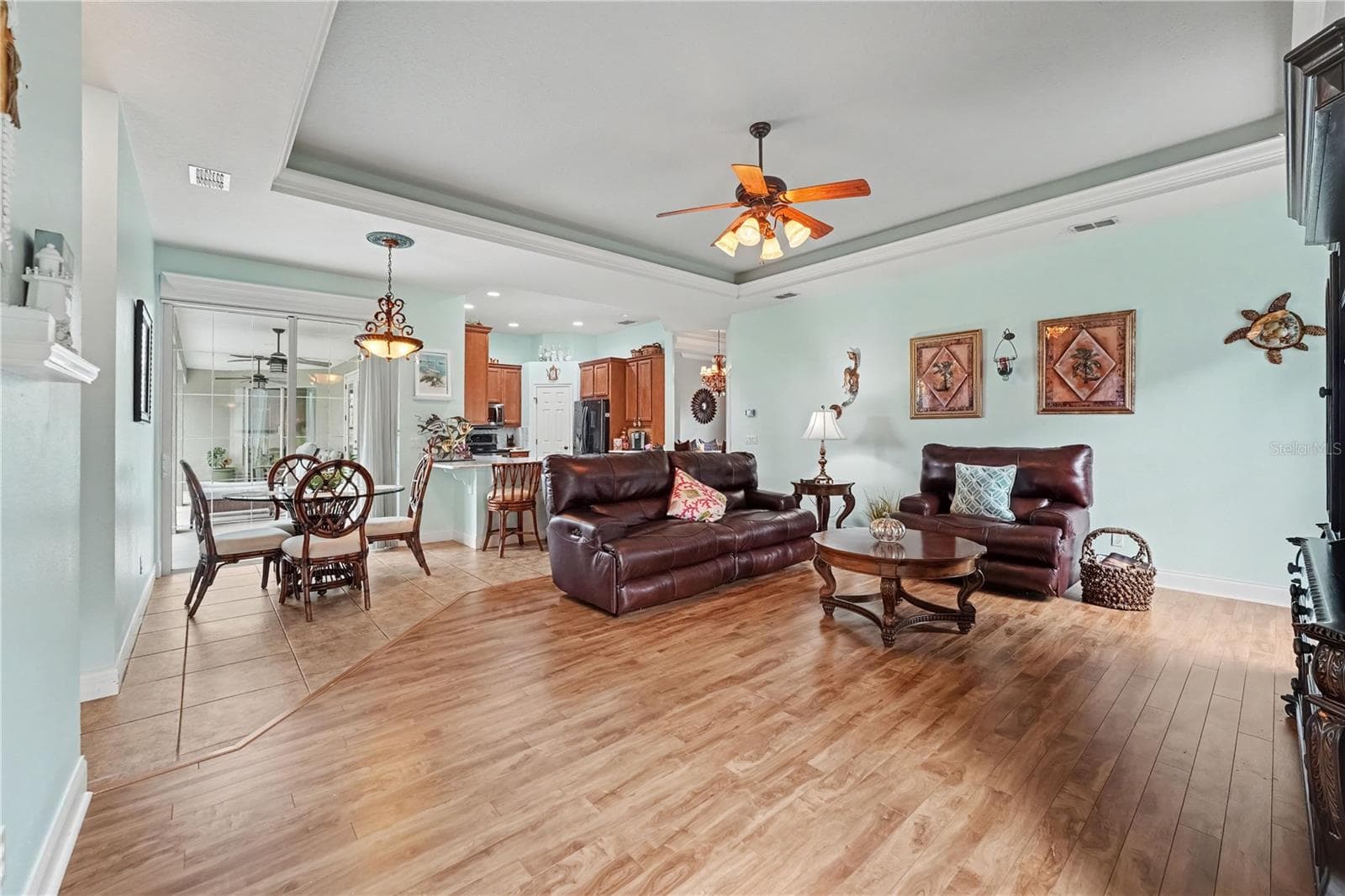 Single Family Residence at 745 OSPREY LANDING DR, LAKELAND, photo 11 of 54