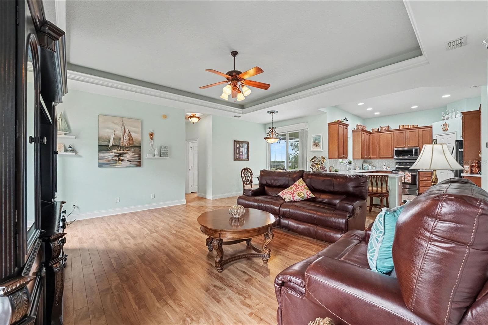 Single Family Residence at 745 OSPREY LANDING DR, LAKELAND, photo 12 of 54