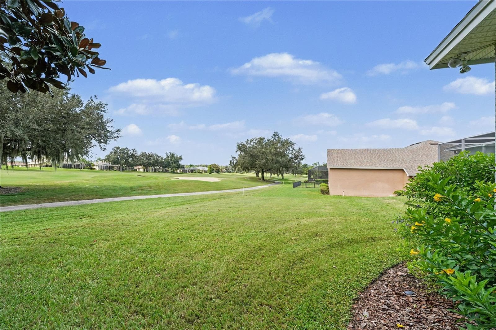 Single Family Residence at 745 OSPREY LANDING DR, LAKELAND, photo 49 of 54