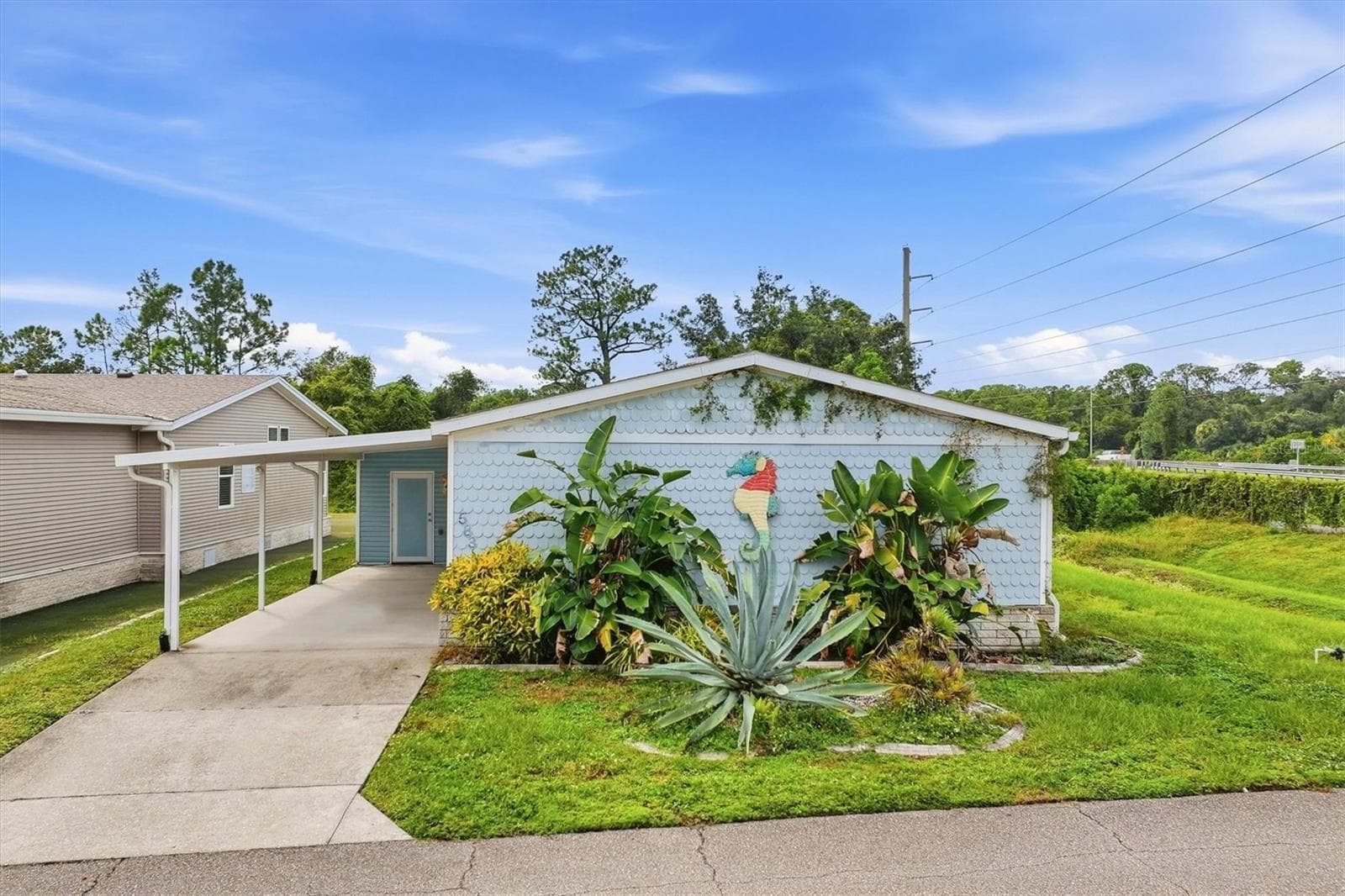583 PORTSIDE DR