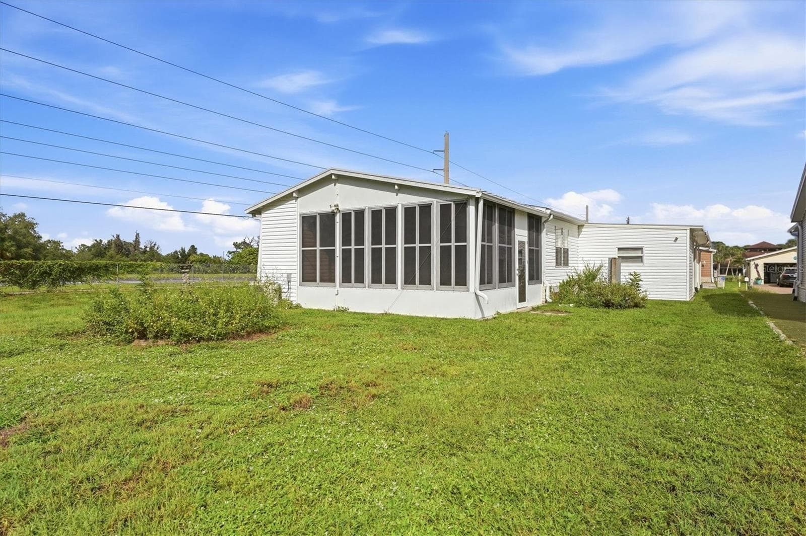 Manufactured Home at 583 PORTSIDE DR, NORTH PORT, photo 63 of 82