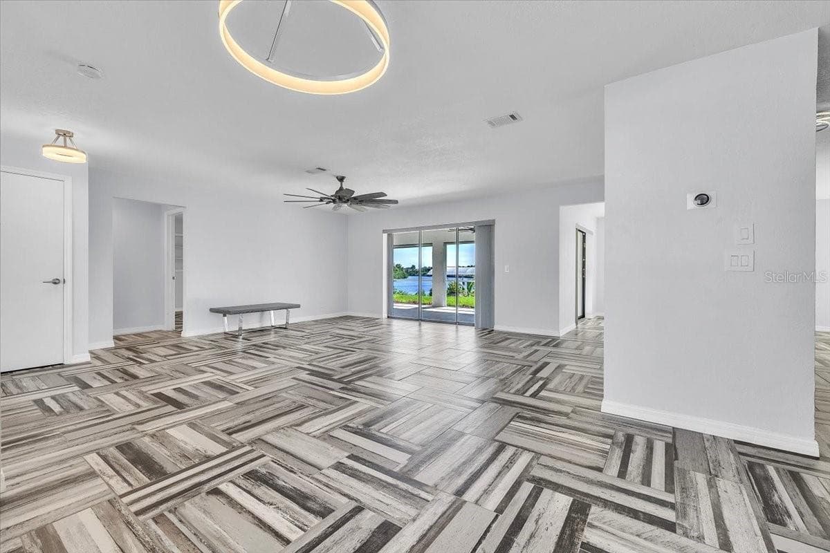 Single Family Residence at 795 S ELLICOTT CIR, PORT CHARLOTTE, photo 23 of 86