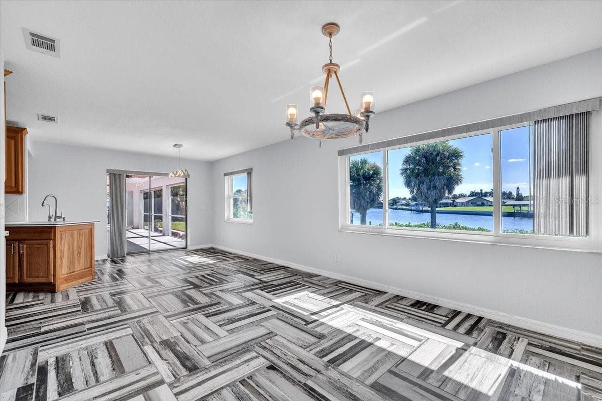Single Family Residence at 795 S ELLICOTT CIR, PORT CHARLOTTE, photo 25 of 86