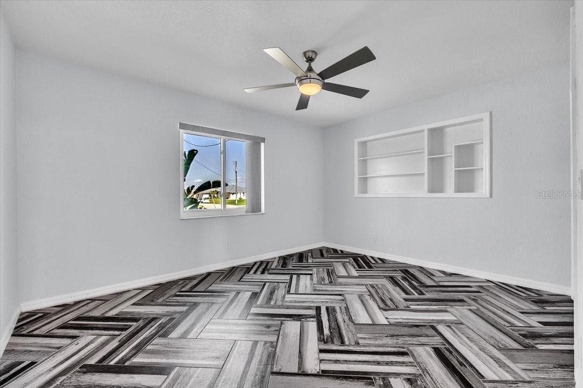 Single Family Residence at 795 S ELLICOTT CIR, PORT CHARLOTTE, photo 41 of 86
