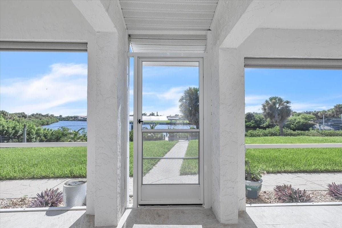 Single Family Residence at 795 S ELLICOTT CIR, PORT CHARLOTTE, photo 56 of 86