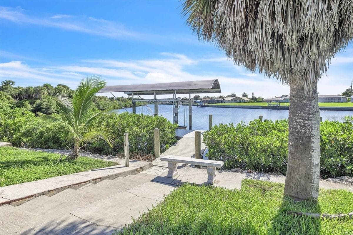 Single Family Residence at 795 S ELLICOTT CIR, PORT CHARLOTTE, photo 72 of 86