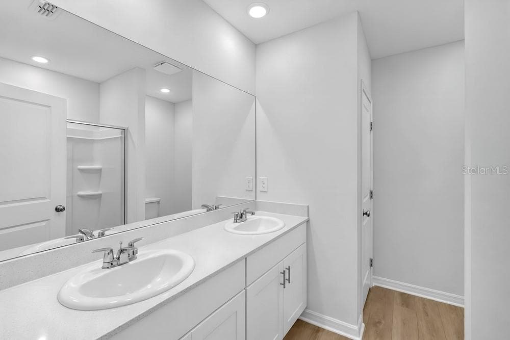 13729 Squall ~ Ready Now - 13729 SQUALL LN, HUDSON