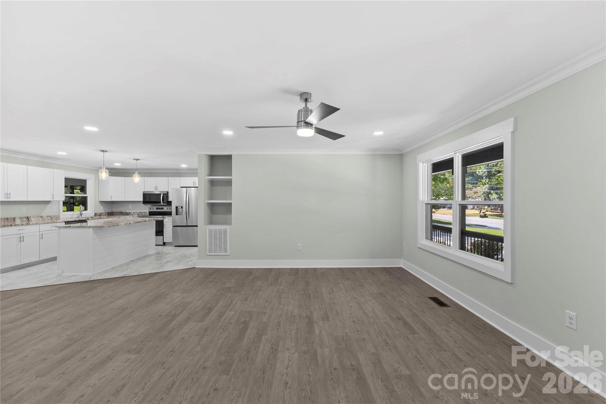 Greatroom - 614 S Magnolia Street, Mooresville