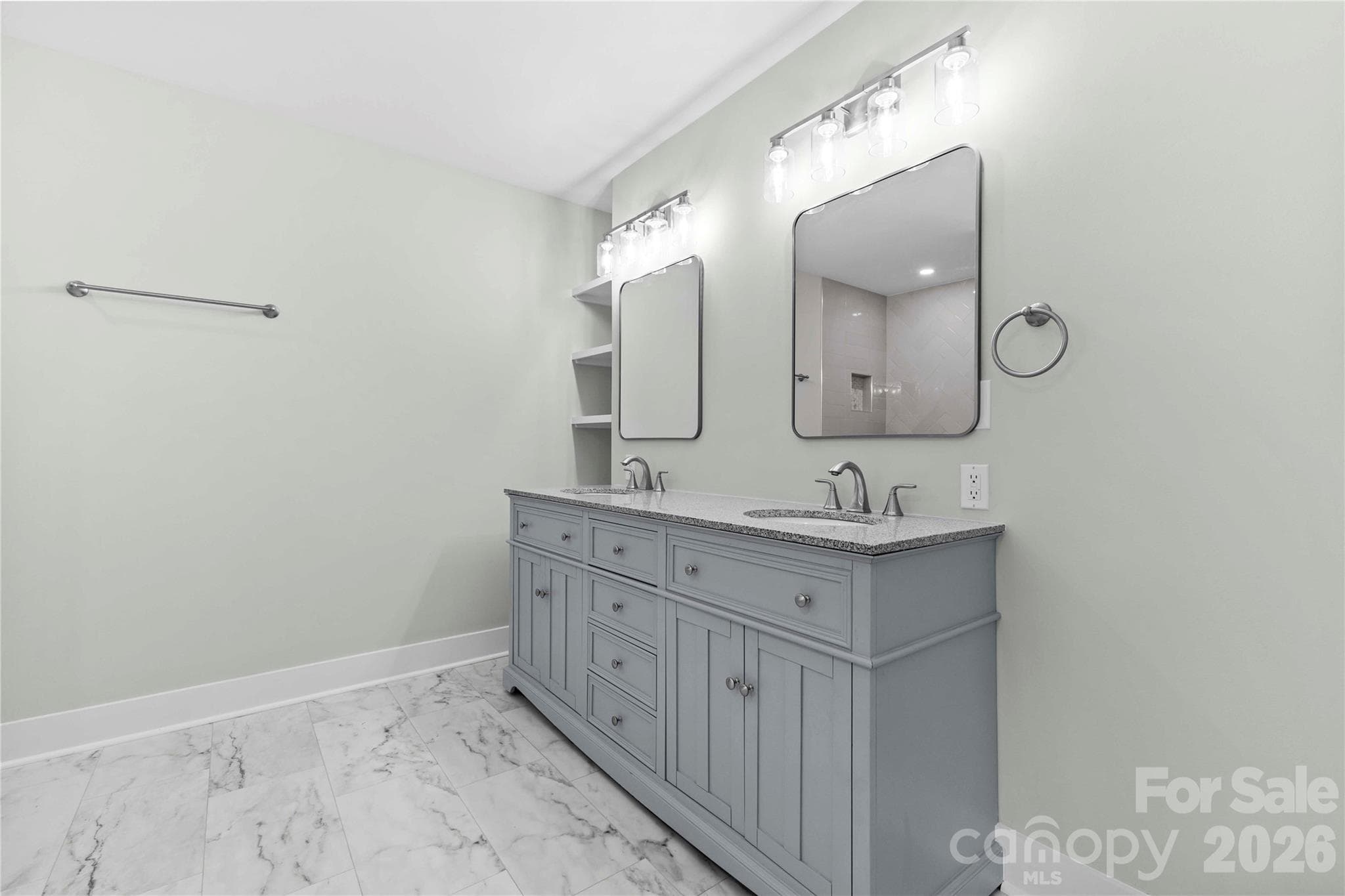 Masterbath - 614 S Magnolia Street, Mooresville