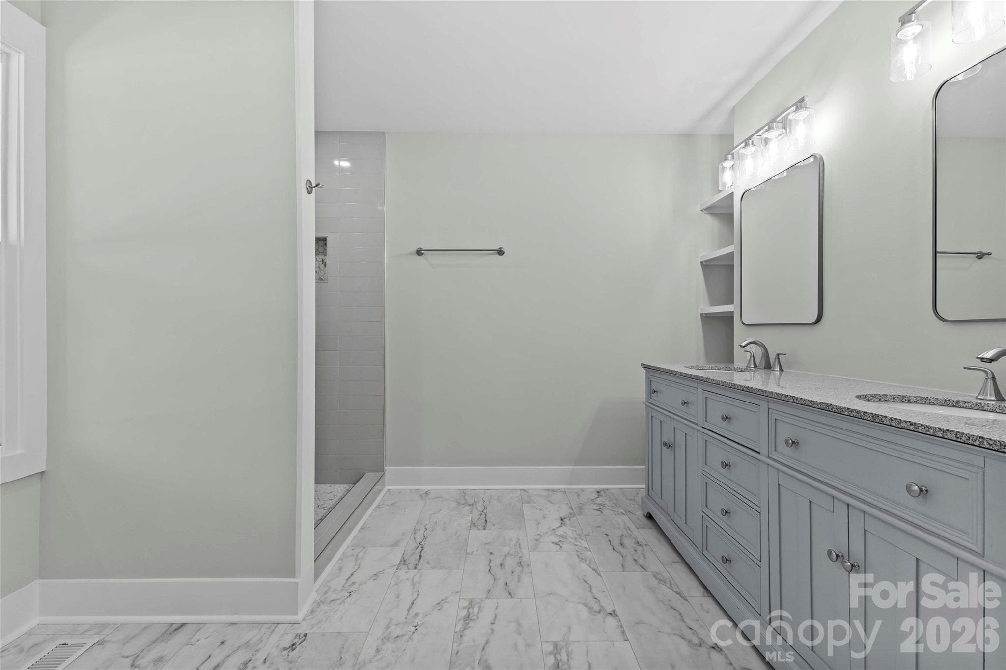 Masterbath - 614 S Magnolia Street, Mooresville
