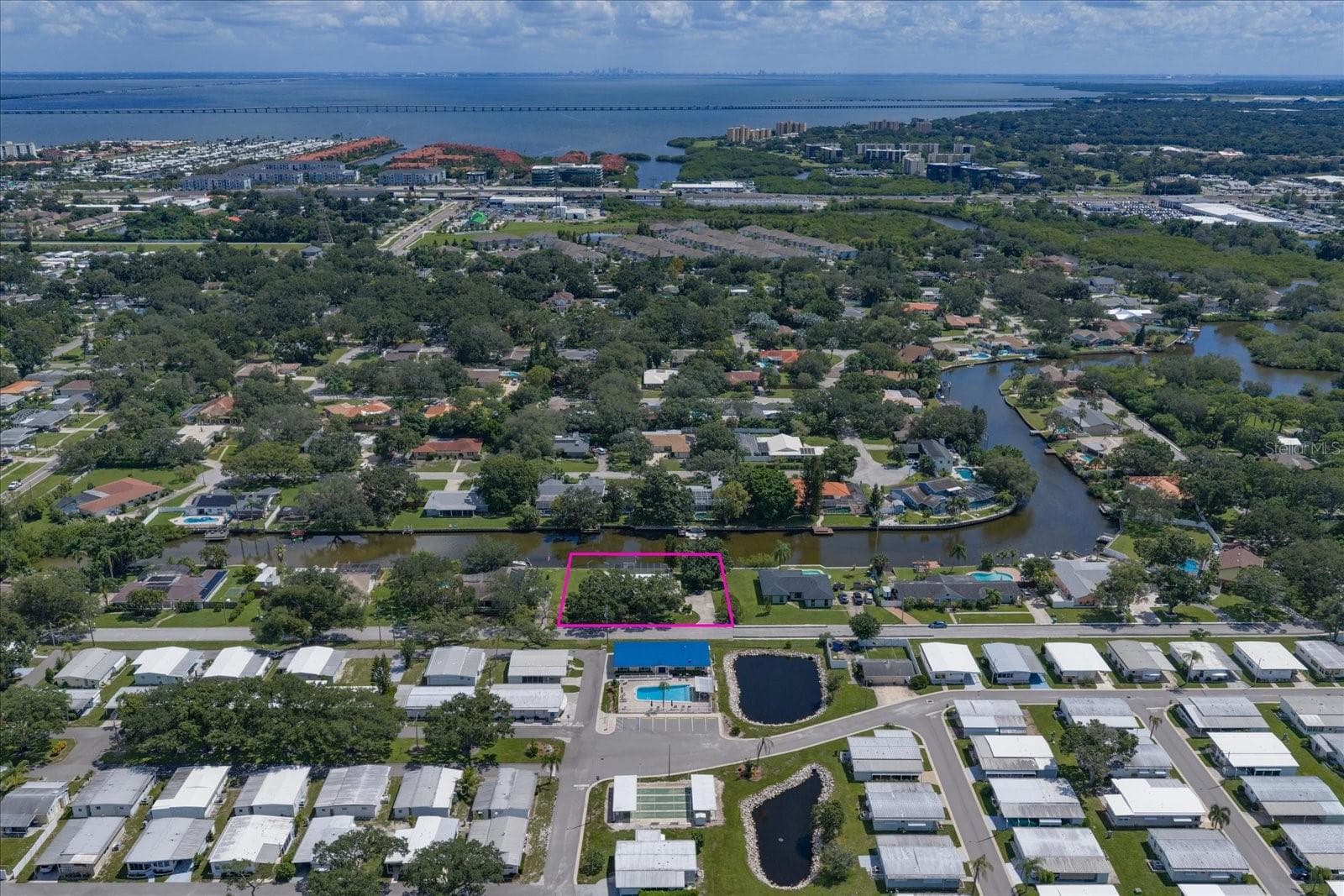 Single Family Residence at 1641 SHERBROOK RD, CLEARWATER, photo 4 of 53