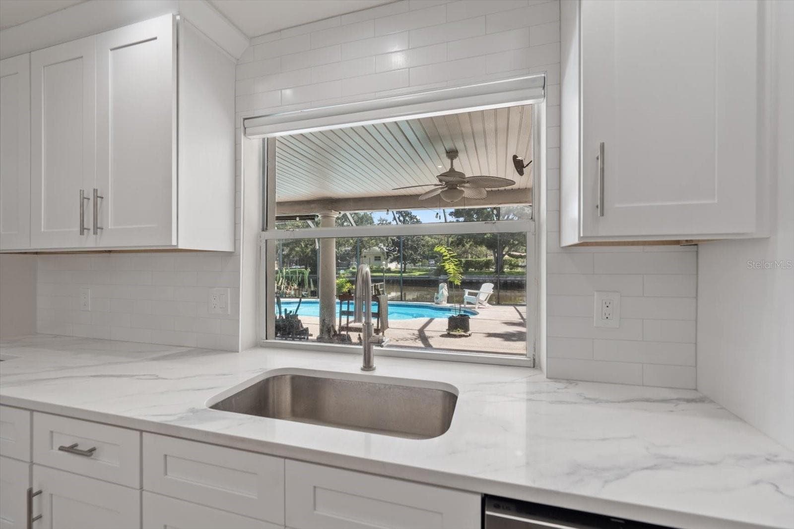 Single Family Residence at 1641 SHERBROOK RD, CLEARWATER, photo 9 of 53