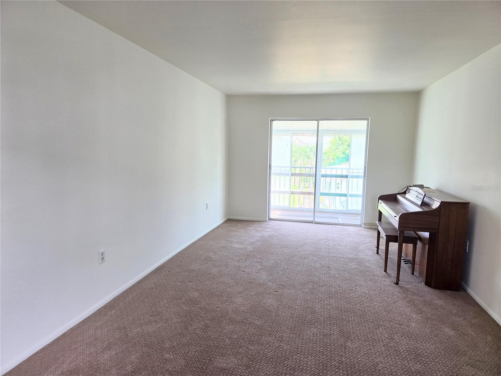 Condominium at 1542 LEISURE DR #N22, BRADENTON, photo 5 of 15
