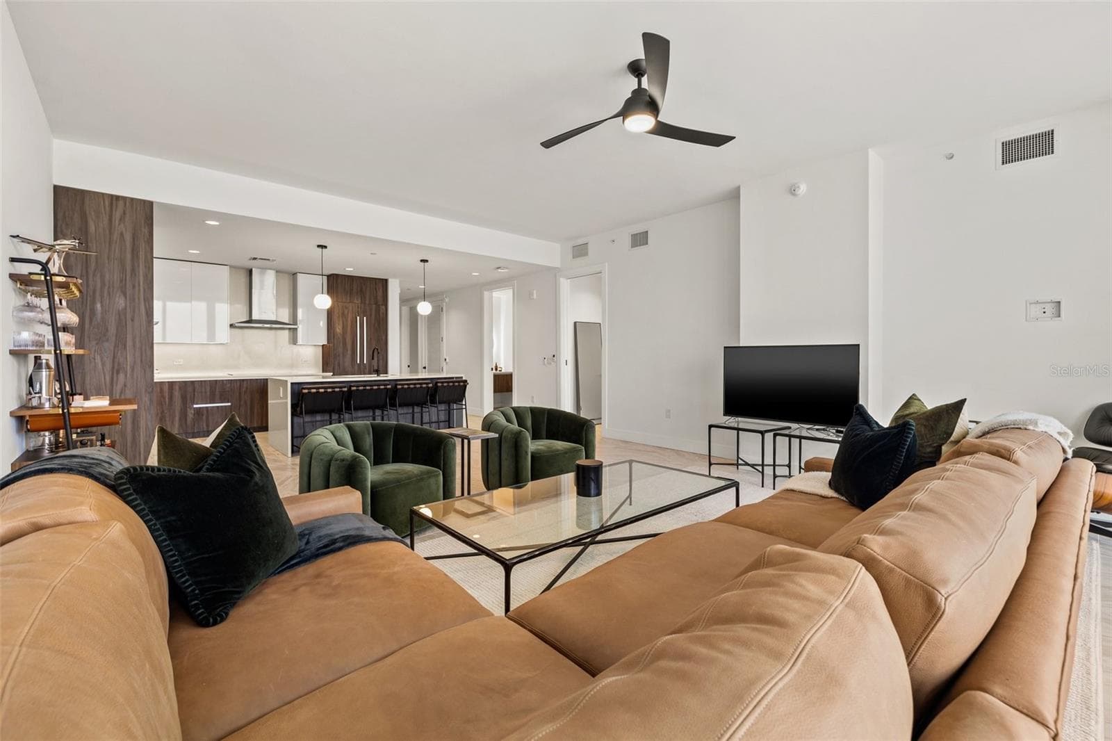 Condominium at 777 3RD AVE N #806, ST PETERSBURG, photo 24 of 58