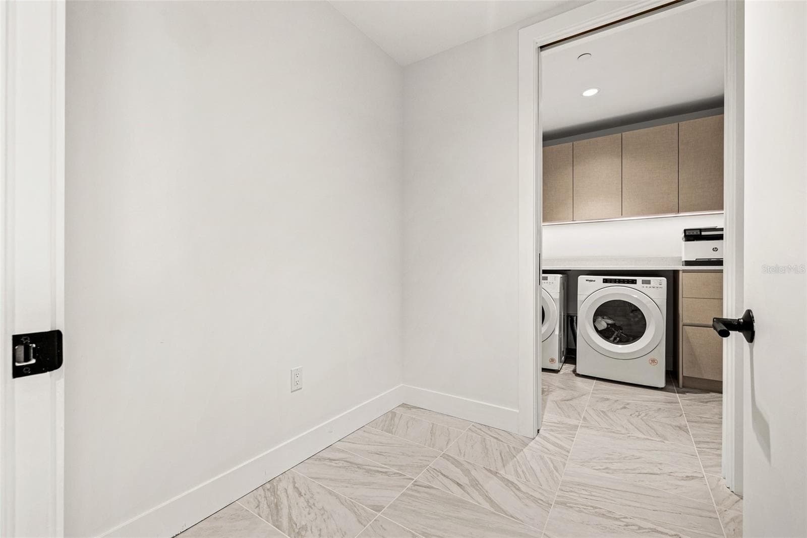 Bonus/Flex Space - 777 3RD AVE N #806, ST PETERSBURG