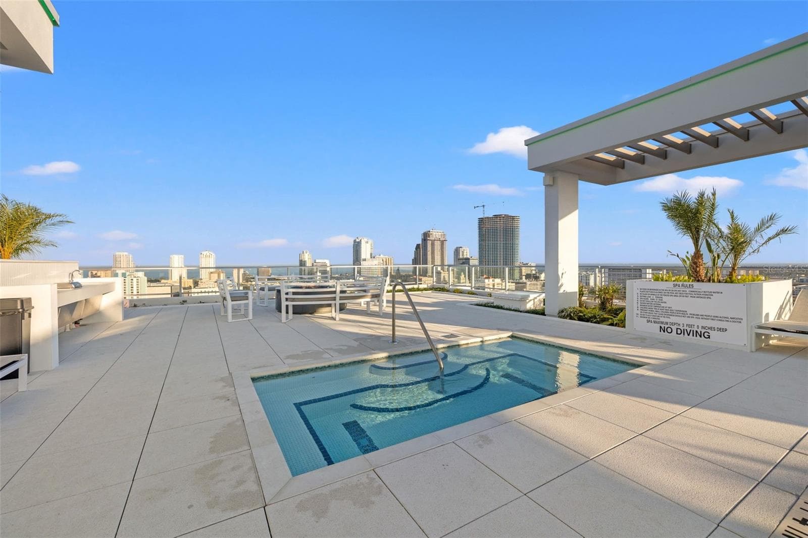 Condominium at 777 3RD AVE N #806, ST PETERSBURG, photo 42 of 58