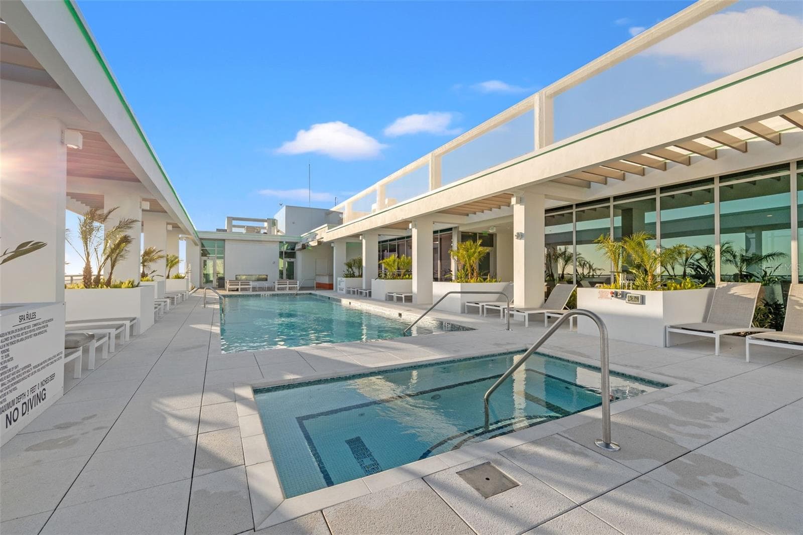 Condominium at 777 3RD AVE N #806, ST PETERSBURG, photo 45 of 58