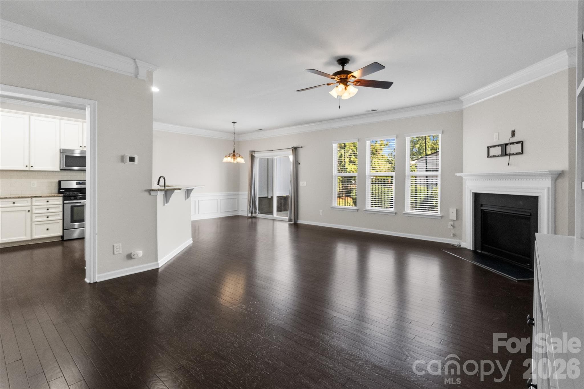Townhouse at 6510 Central Pacific Avenue, Charlotte, photo 5 of 44