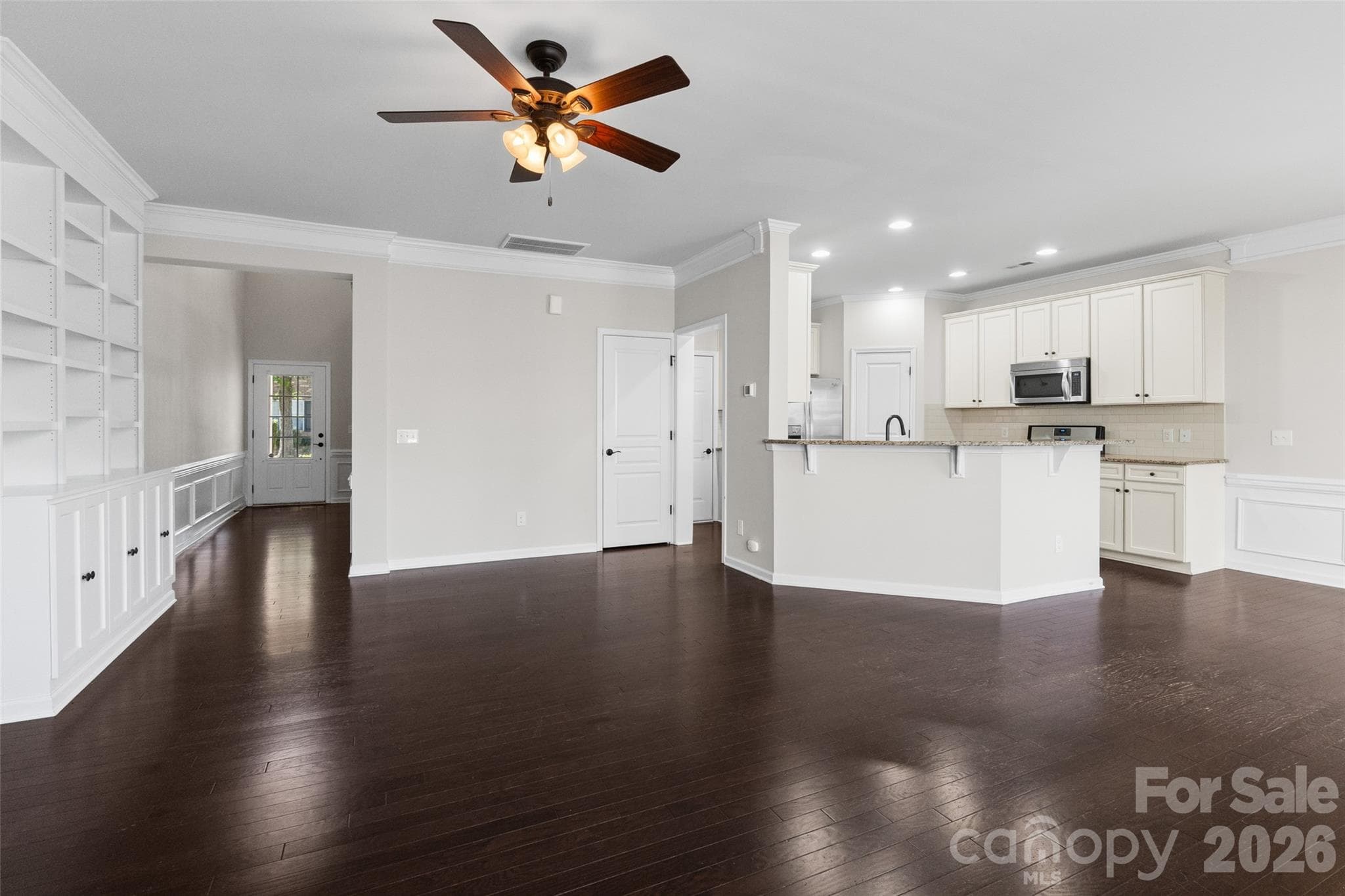 Townhouse at 6510 Central Pacific Avenue, Charlotte, photo 9 of 44