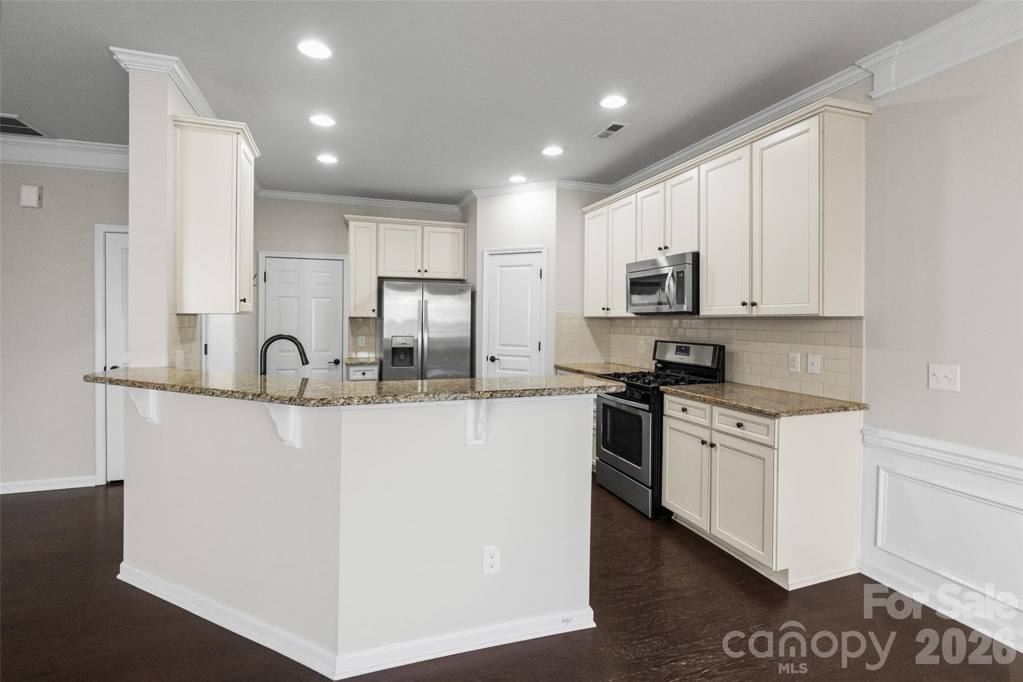 Townhouse at 6510 Central Pacific Avenue, Charlotte, photo 12 of 44
