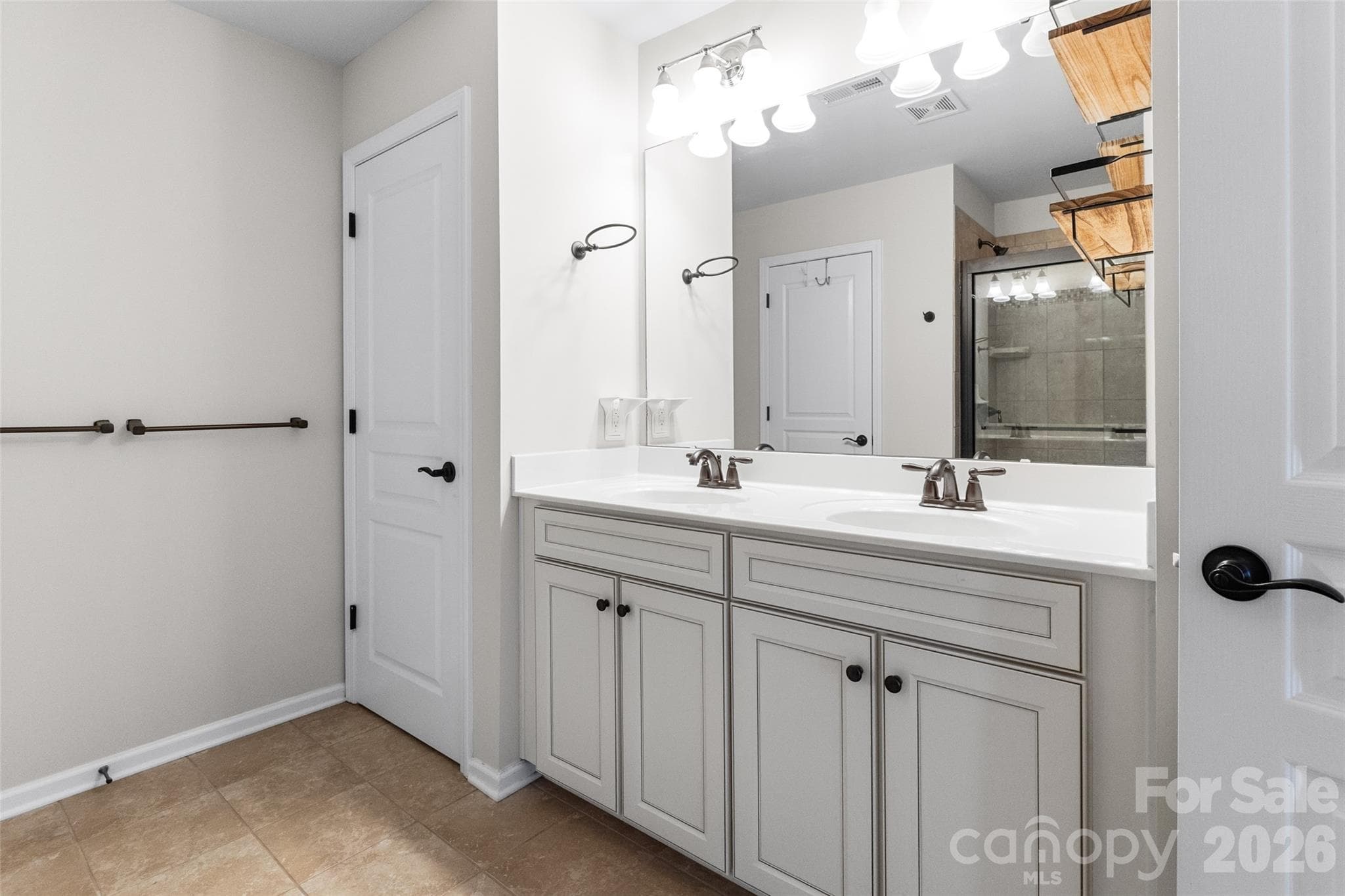 Townhouse at 6510 Central Pacific Avenue, Charlotte, photo 25 of 44