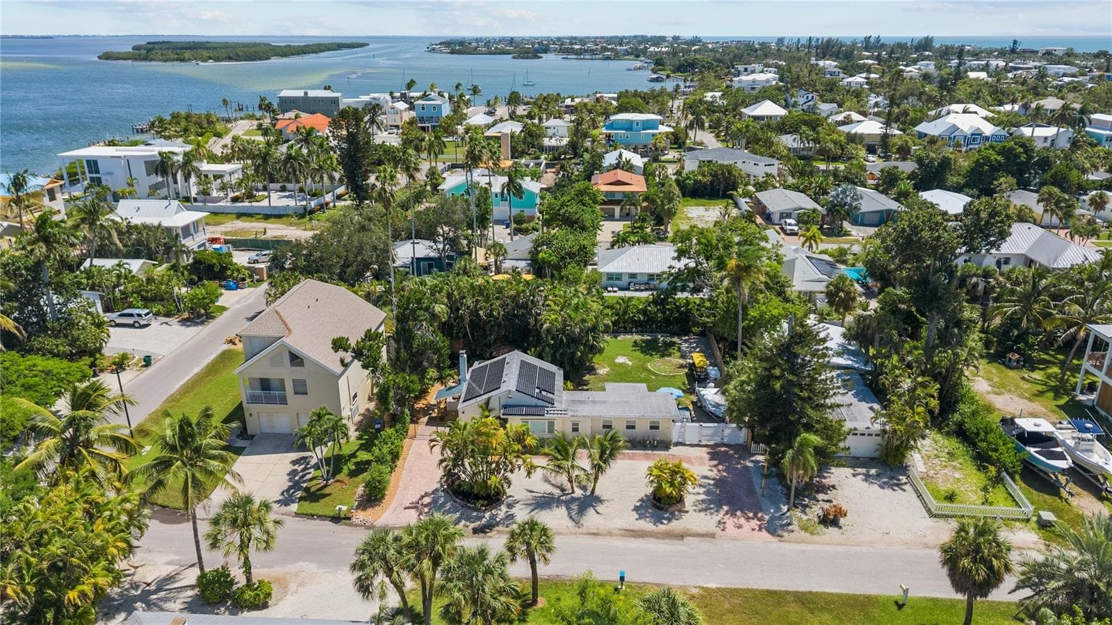 Single Family Residence at 760 LONGBOAT CT, LONGBOAT KEY, photo 27 of 34