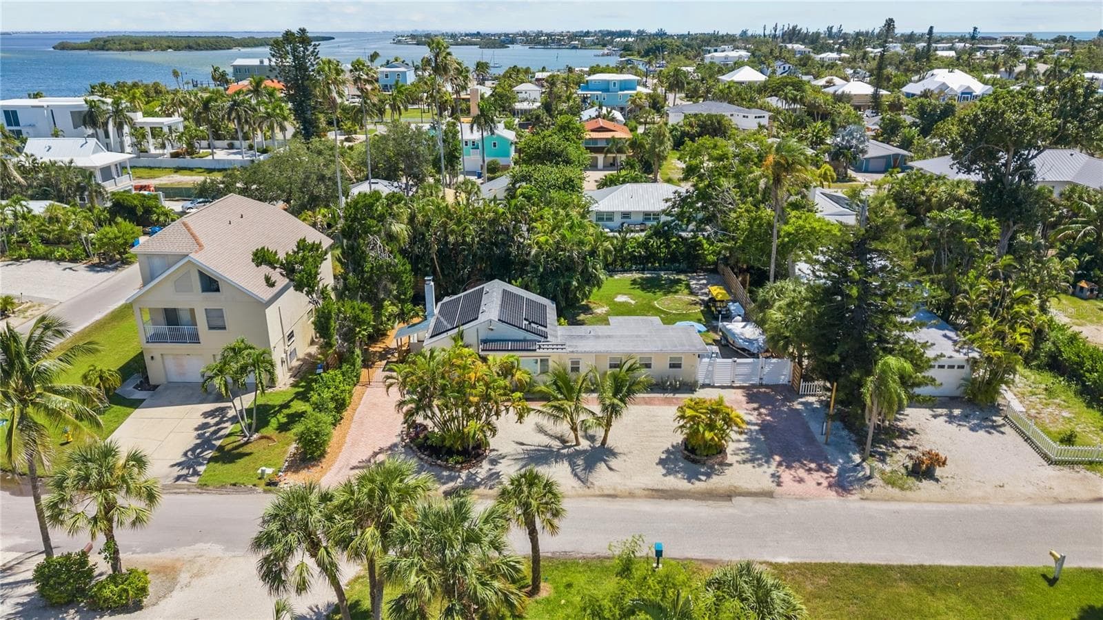 Single Family Residence at 760 LONGBOAT CT, LONGBOAT KEY, photo 31 of 34