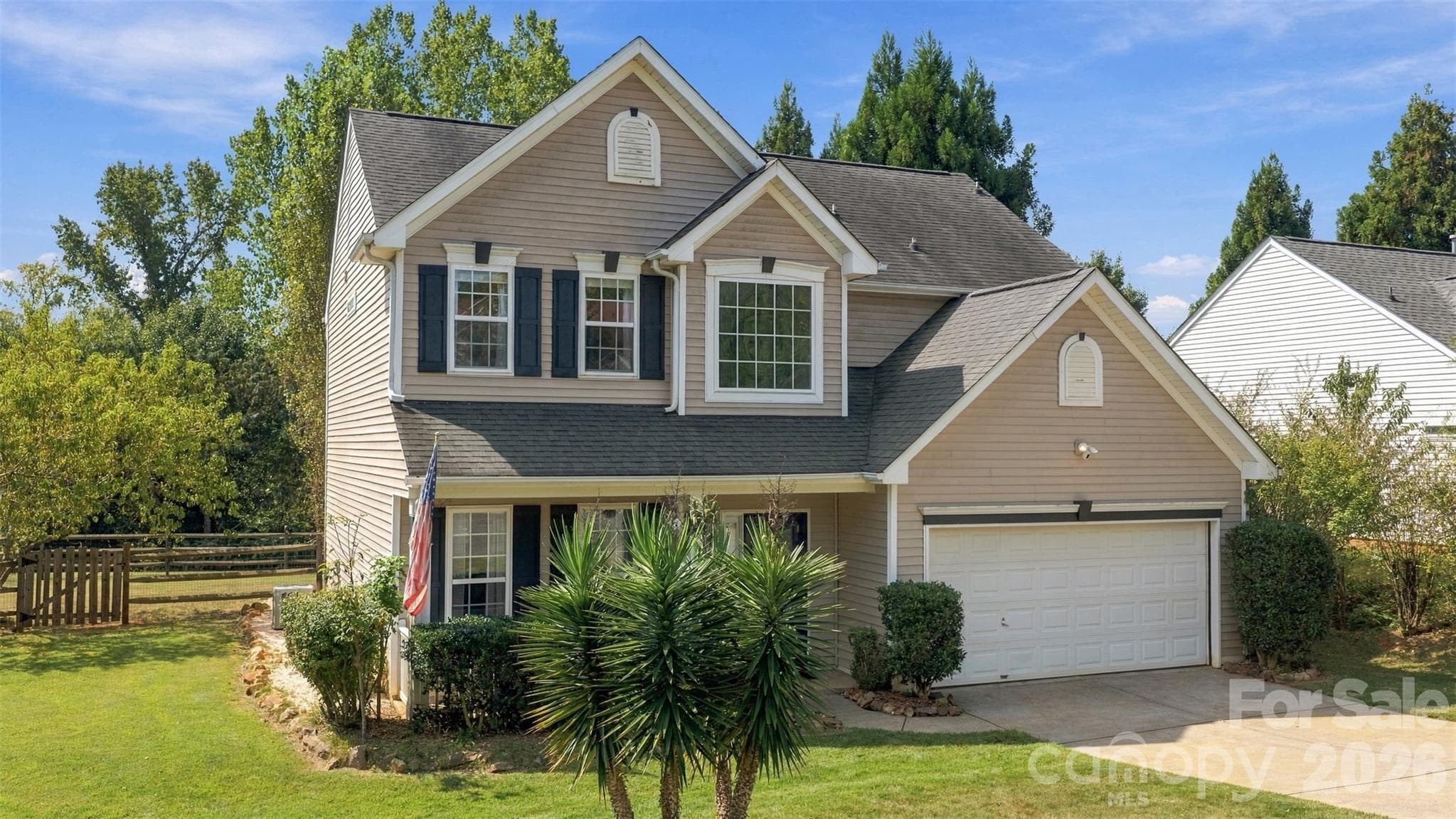 Single Family Residence at 915 Rocky Meadows Lane, Concord, photo 5 of 43