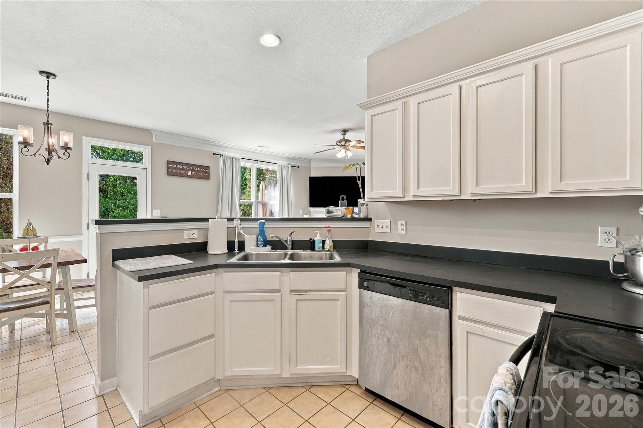 Single Family Residence at 915 Rocky Meadows Lane, Concord, photo 12 of 43