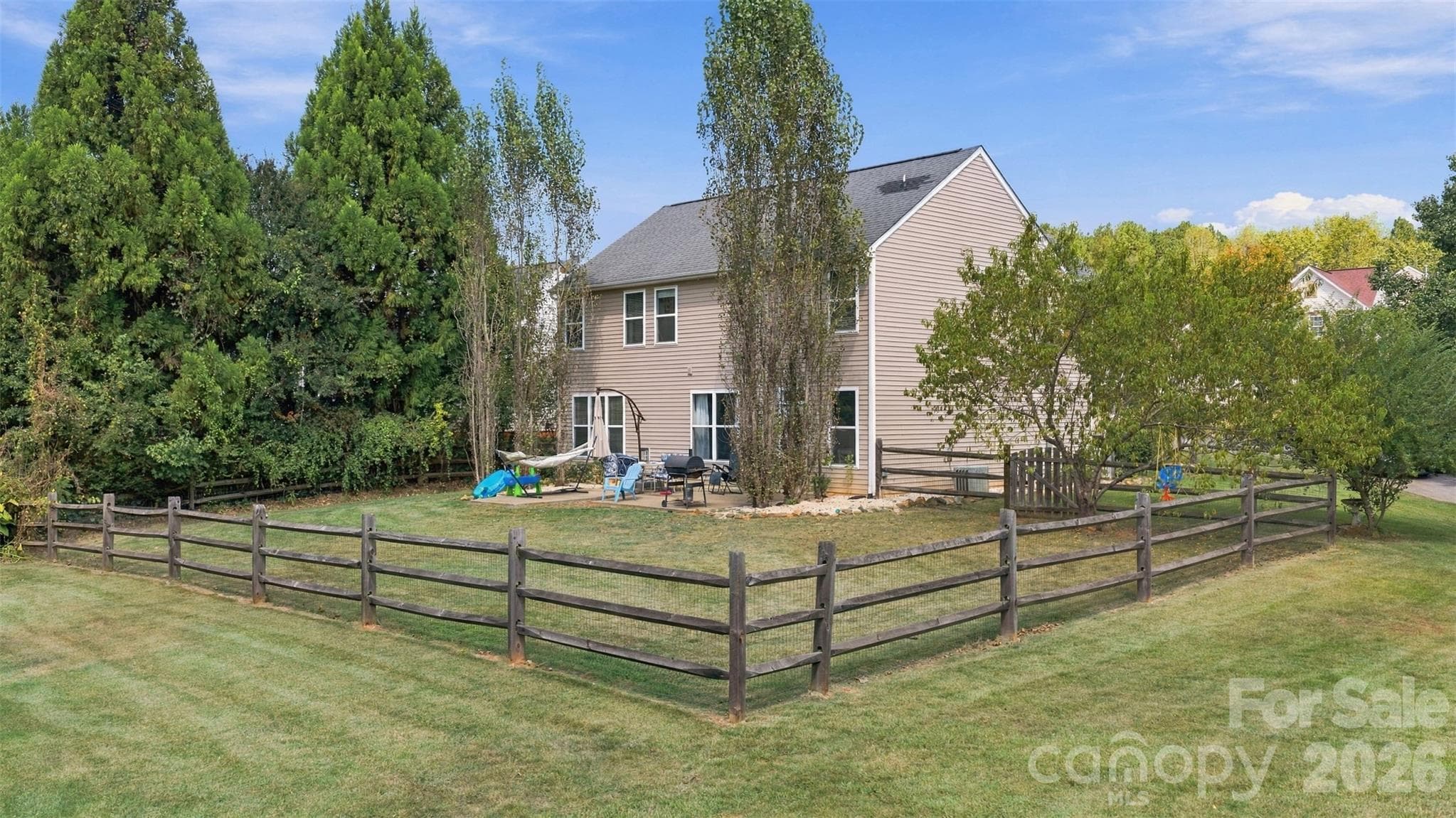 Single Family Residence at 915 Rocky Meadows Lane, Concord, photo 39 of 43