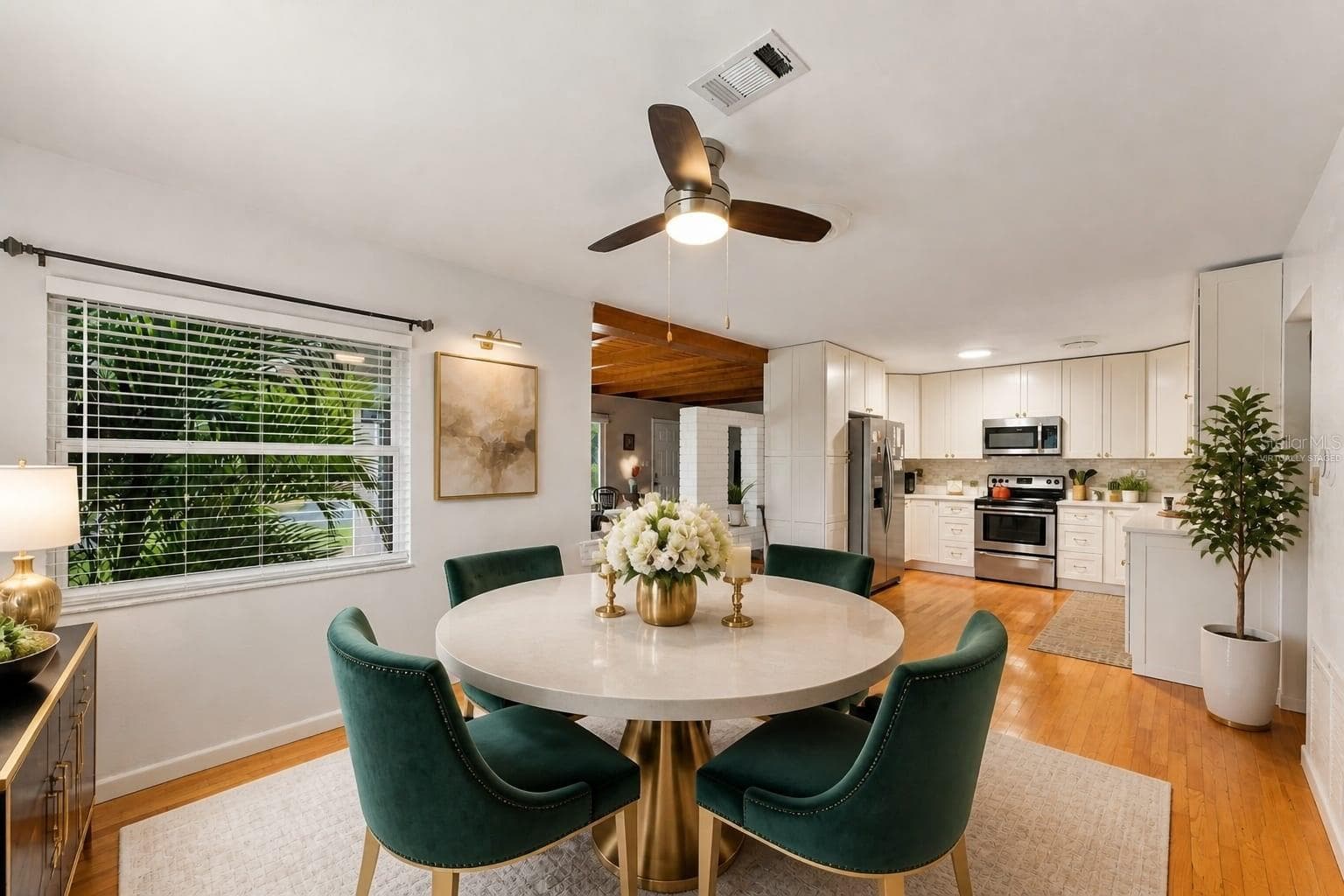 virtually staged - 443 PARK ST N, ST PETERSBURG
