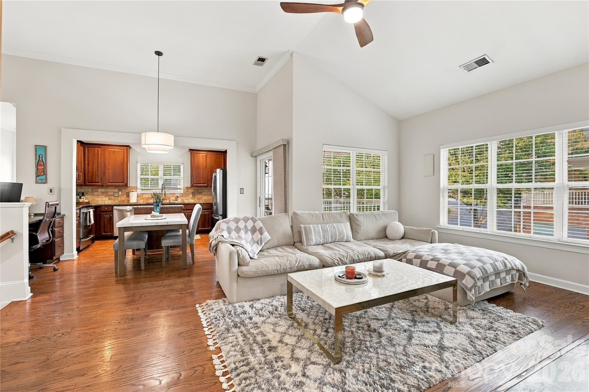 Perfect open floor plan for entertaining - 15329 Jade Street, Charlotte