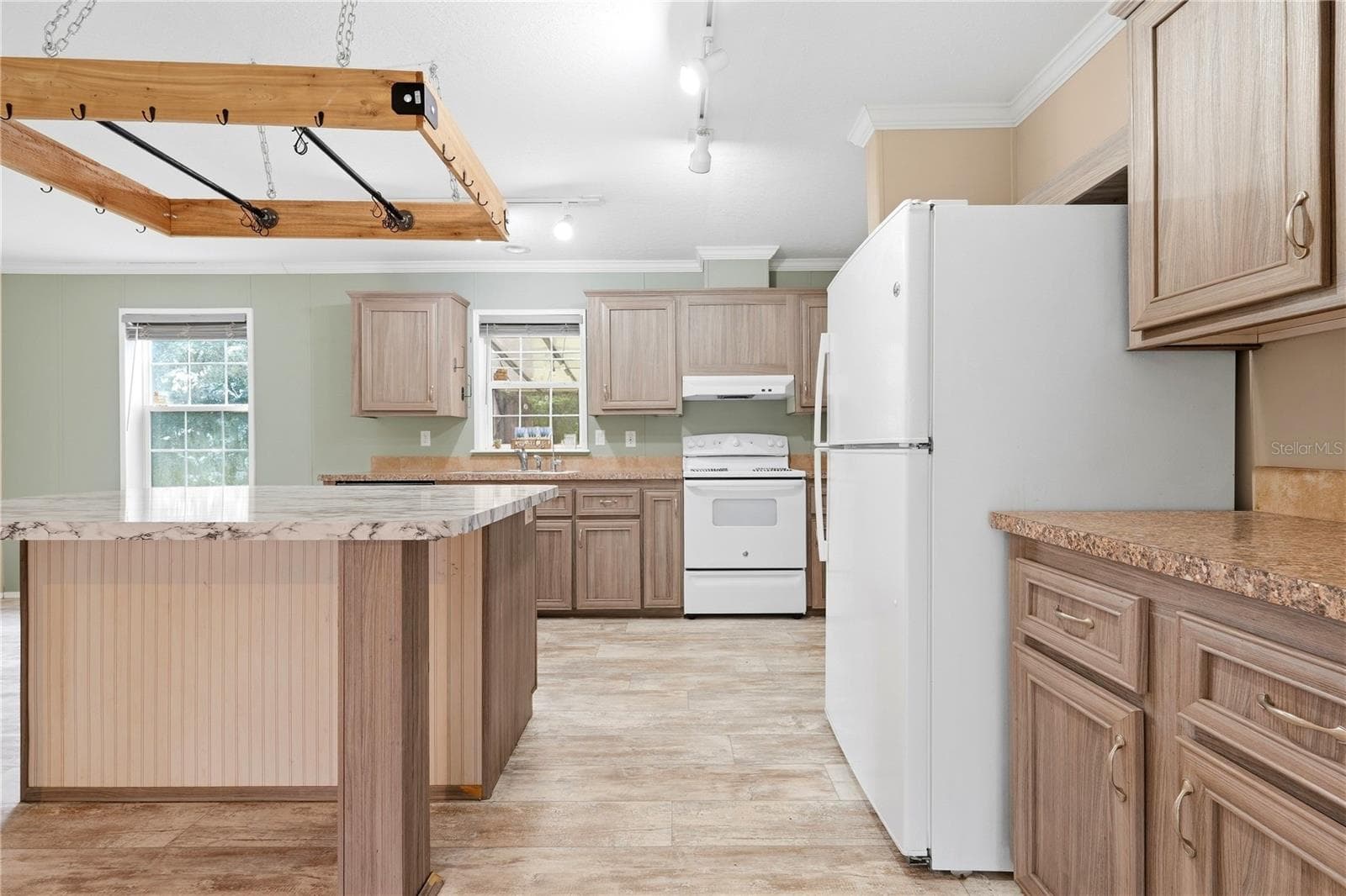 Manufactured Home at 5685 SW 57TH DR, LAKE BUTLER, photo 10 of 30