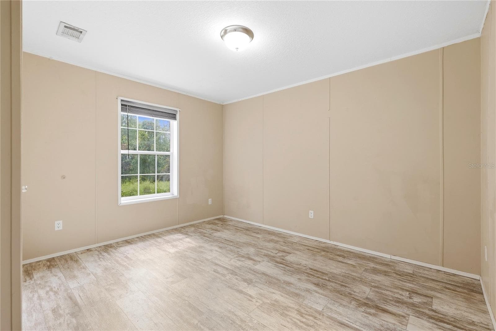 Manufactured Home at 5685 SW 57TH DR, LAKE BUTLER, photo 18 of 30