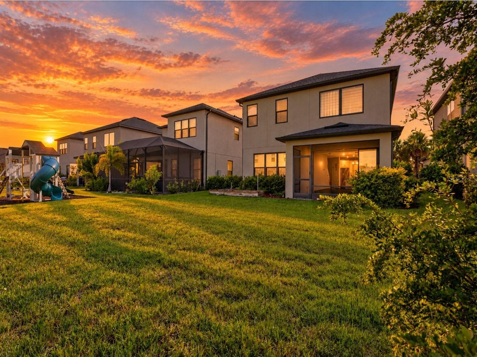 Single Family Residence at 15233 SHADY PALMS LN, NOKOMIS, photo 2 of 64