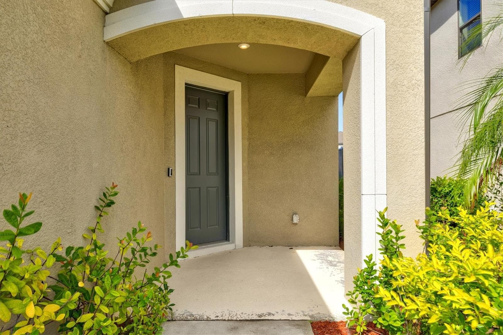 Single Family Residence at 15233 SHADY PALMS LN, NOKOMIS, photo 5 of 64