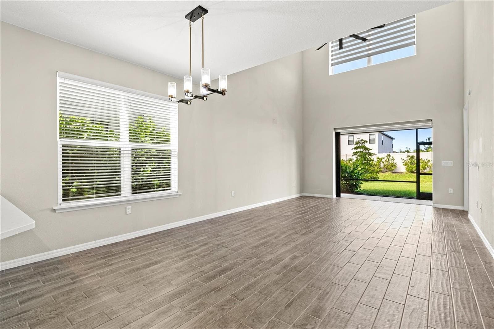 Single Family Residence at 15233 SHADY PALMS LN, NOKOMIS, photo 18 of 64