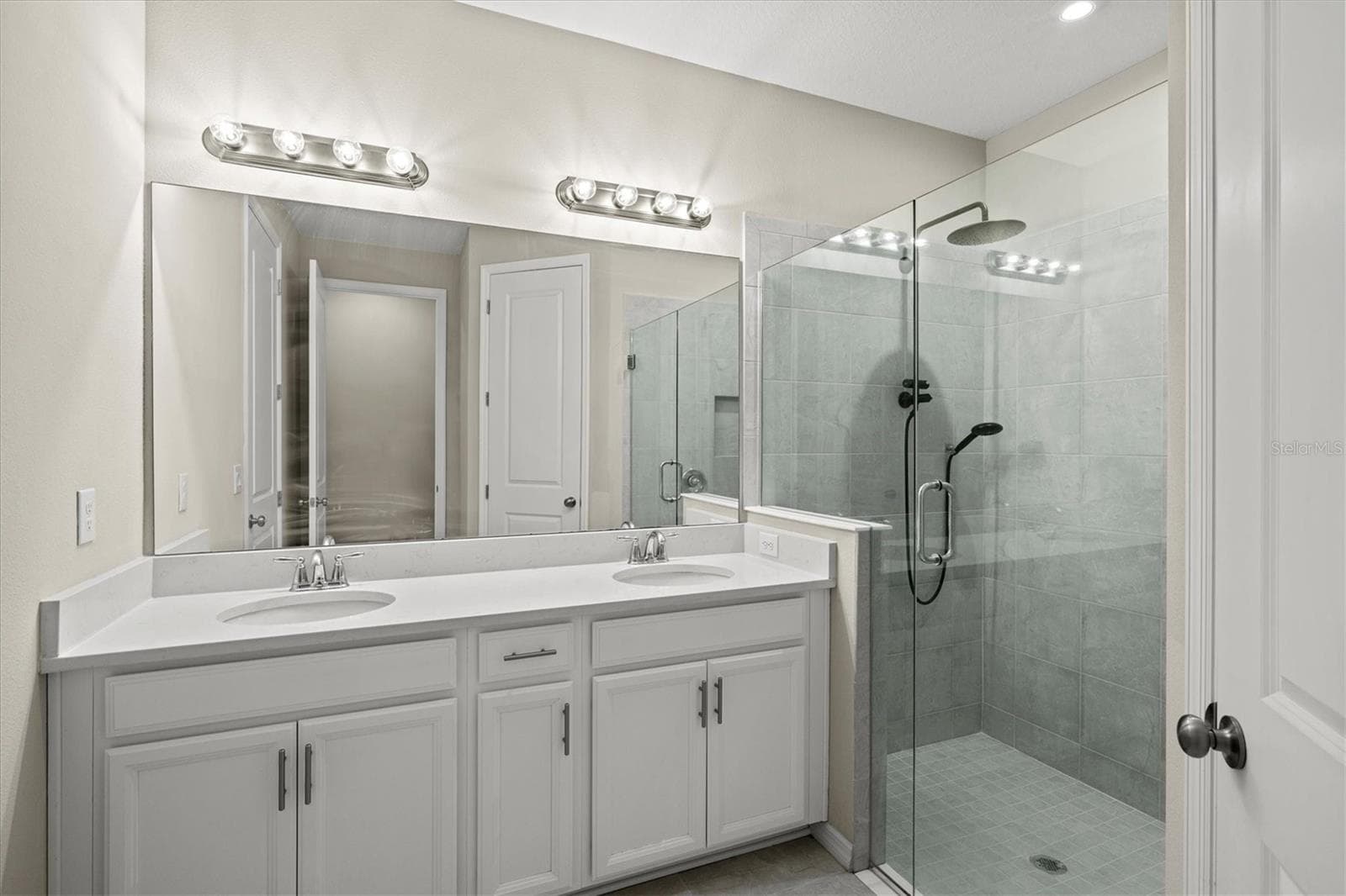 Single Family Residence at 15233 SHADY PALMS LN, NOKOMIS, photo 26 of 64