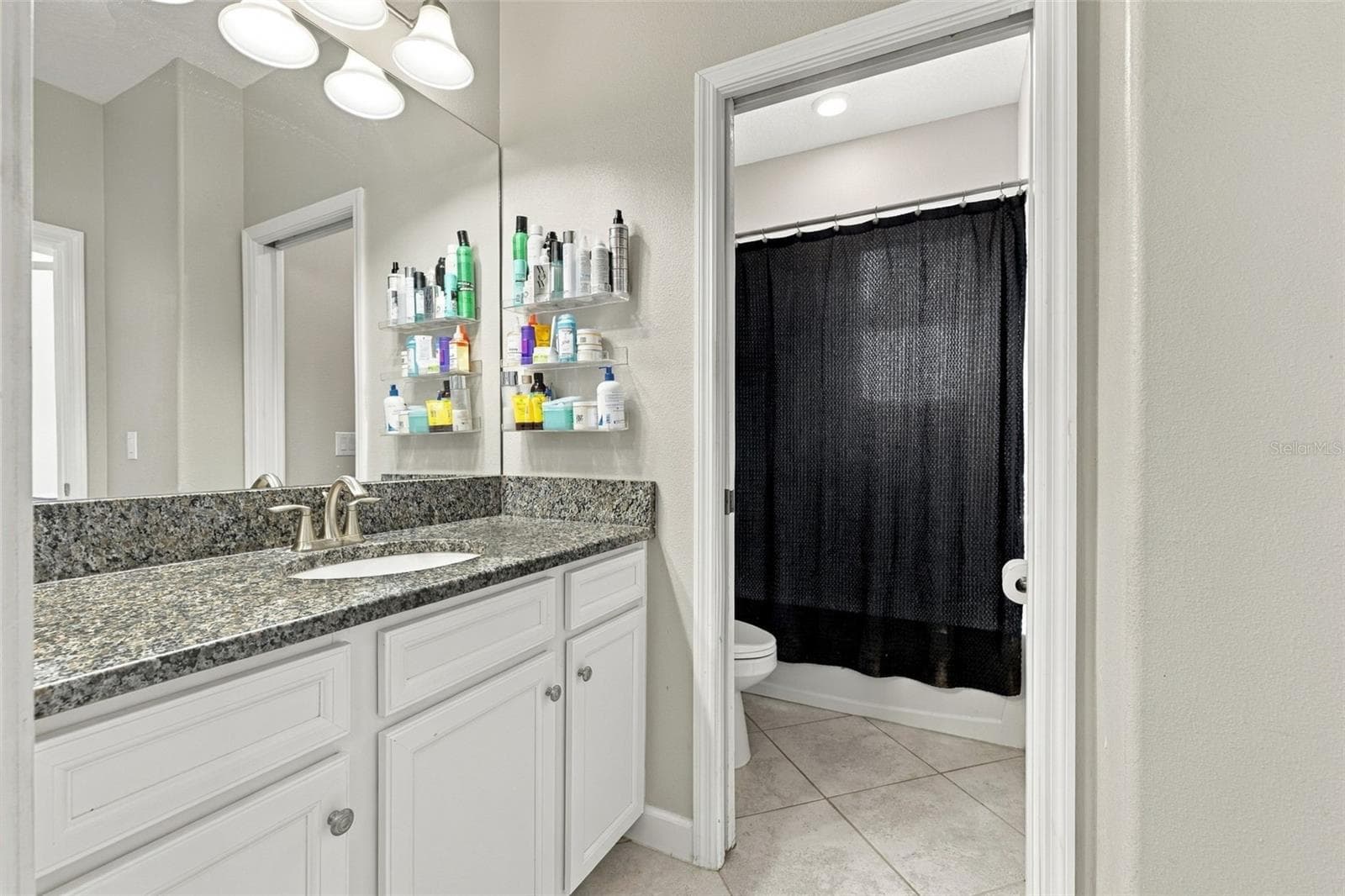 Townhouse at 6611 ROCKY PARK ST, TAMPA, photo 22 of 28