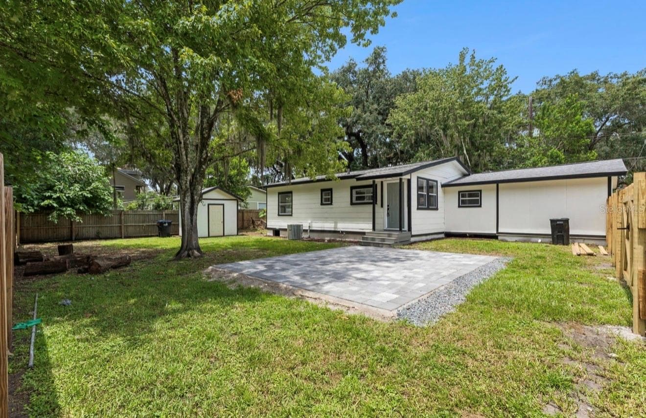 Fenced Back Yard - 1910 CURRY FORD RD, ORLANDO