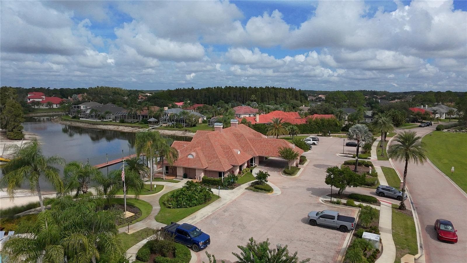 Single Family Residence at 18004 LANAI ISLE DR, TAMPA, photo 77 of 81