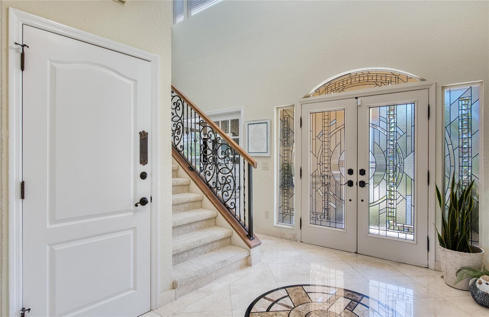 Foyer (2) - 103 ROYAL CT, SAFETY HARBOR