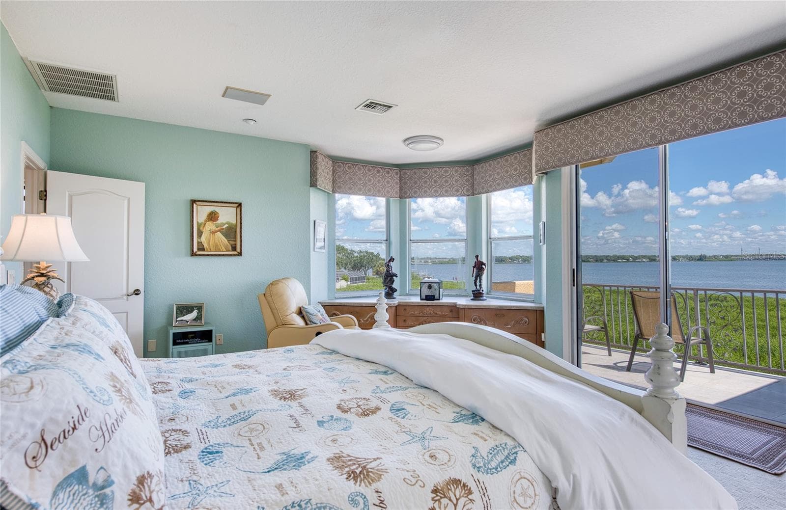 Master bedroom (2) - 103 ROYAL CT, SAFETY HARBOR
