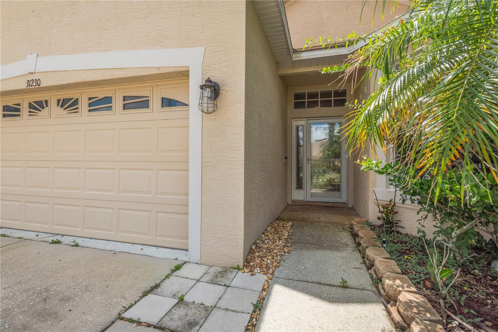 Come on in! - 31230 ALCHESTER DR, WESLEY CHAPEL
