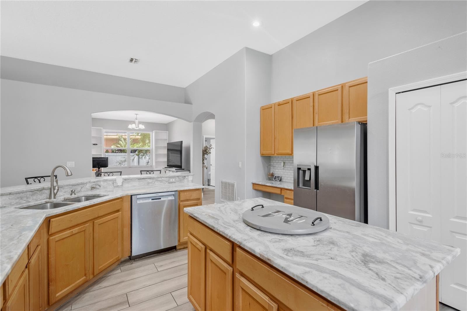 Kitchen has a view of every room in the home! - 31230 ALCHESTER DR, WESLEY CHAPEL