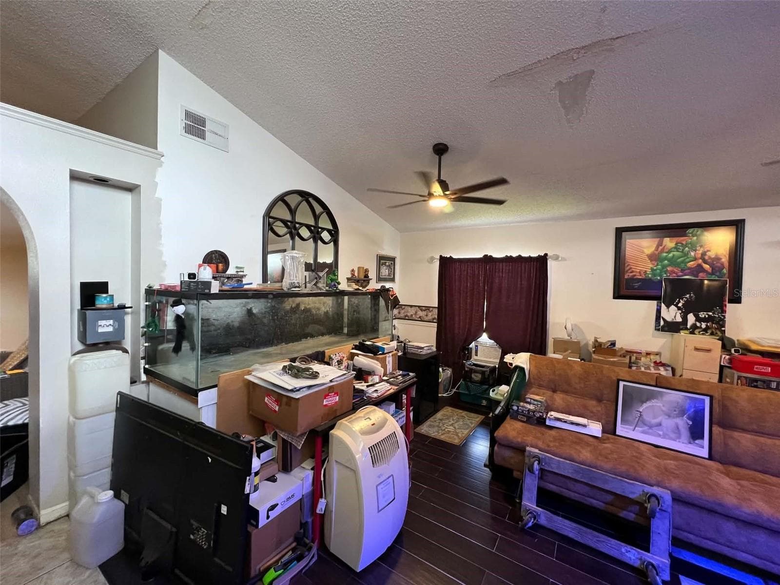 Single Family Residence at 1711 CHISBURY CT, ORLANDO, photo 4 of 15