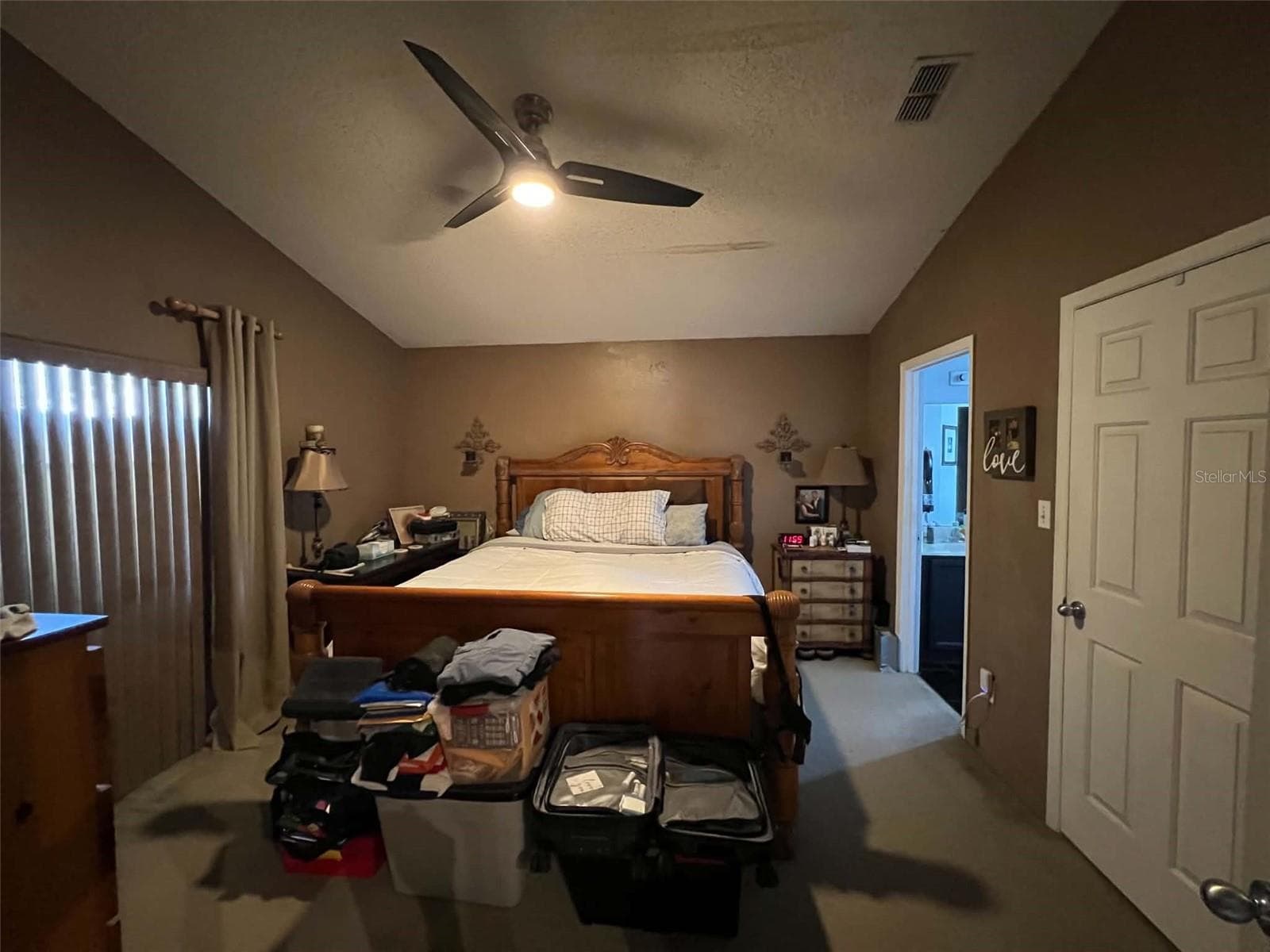 Single Family Residence at 1711 CHISBURY CT, ORLANDO, photo 8 of 15