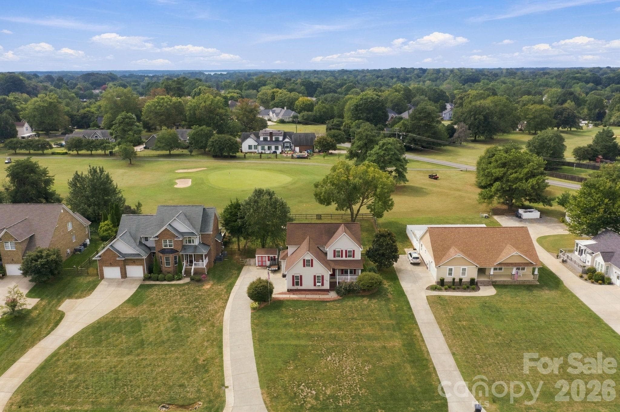 Single Family Residence at 122 Wood Duck Loop, Mooresville, photo 4 of 48