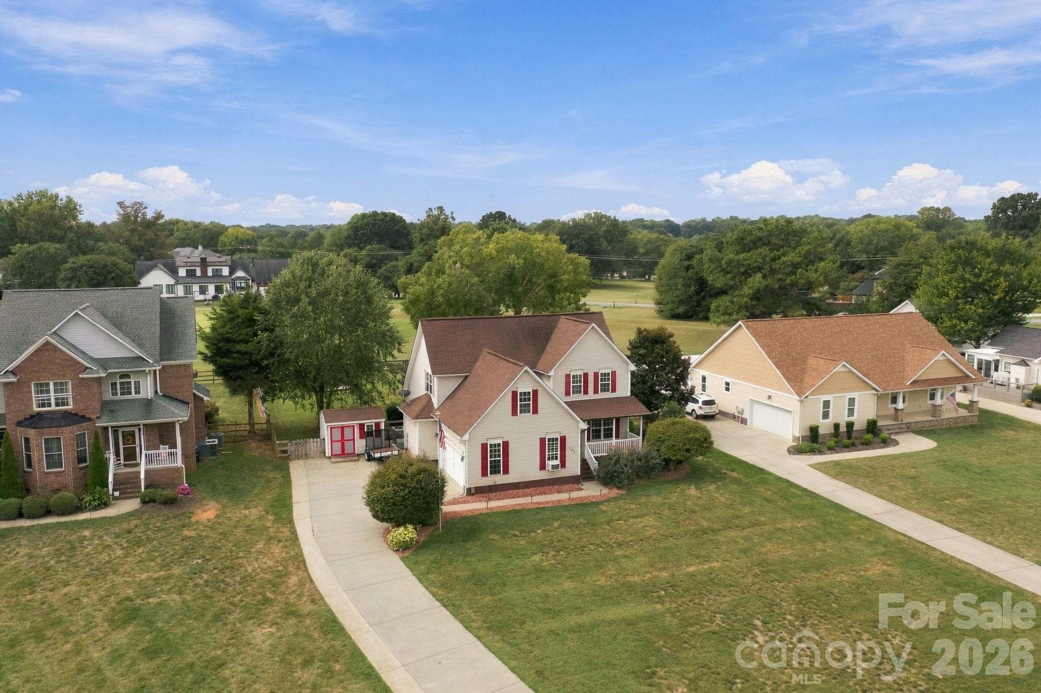 Single Family Residence at 122 Wood Duck Loop, Mooresville, photo 8 of 48
